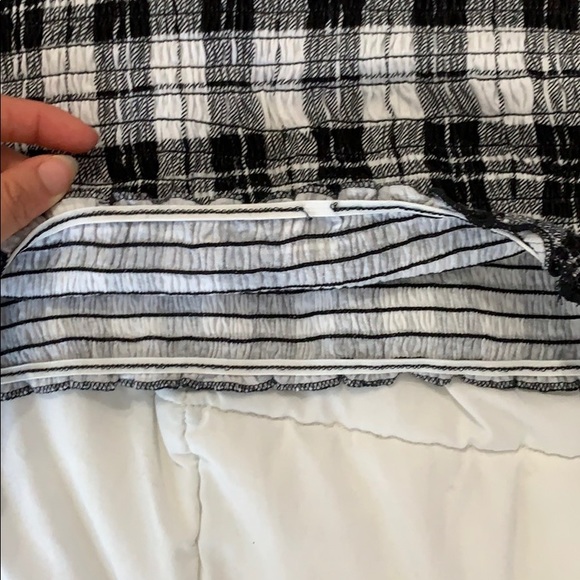 NWT HOLLISTER cropped top - Picture 5 of 5